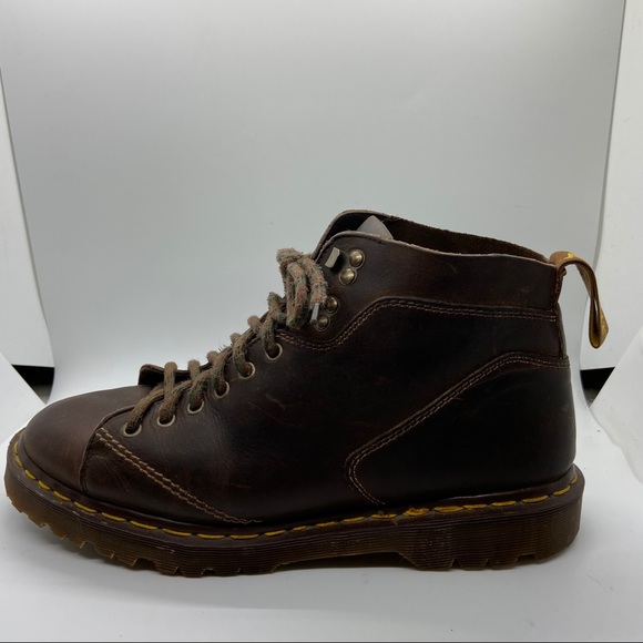 Dr. Martens Other - Dr. Marten’s Size 10